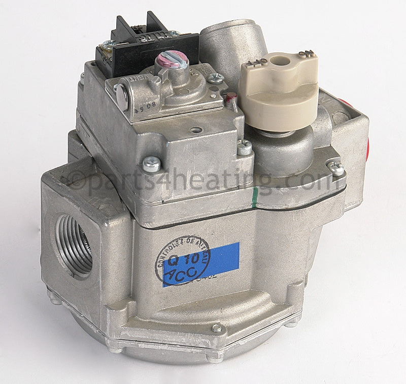 Raypak Gas Valve Pro 3/4 In. Robertshaw - Part Number: 007667F