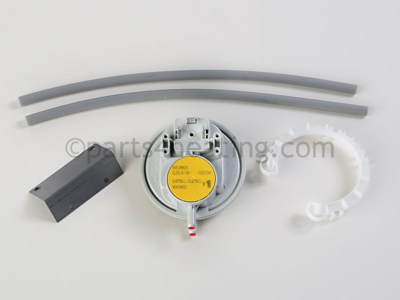 Roberts Gordon Pressure Switch 175 Btu'S - Part Number: 90439802K