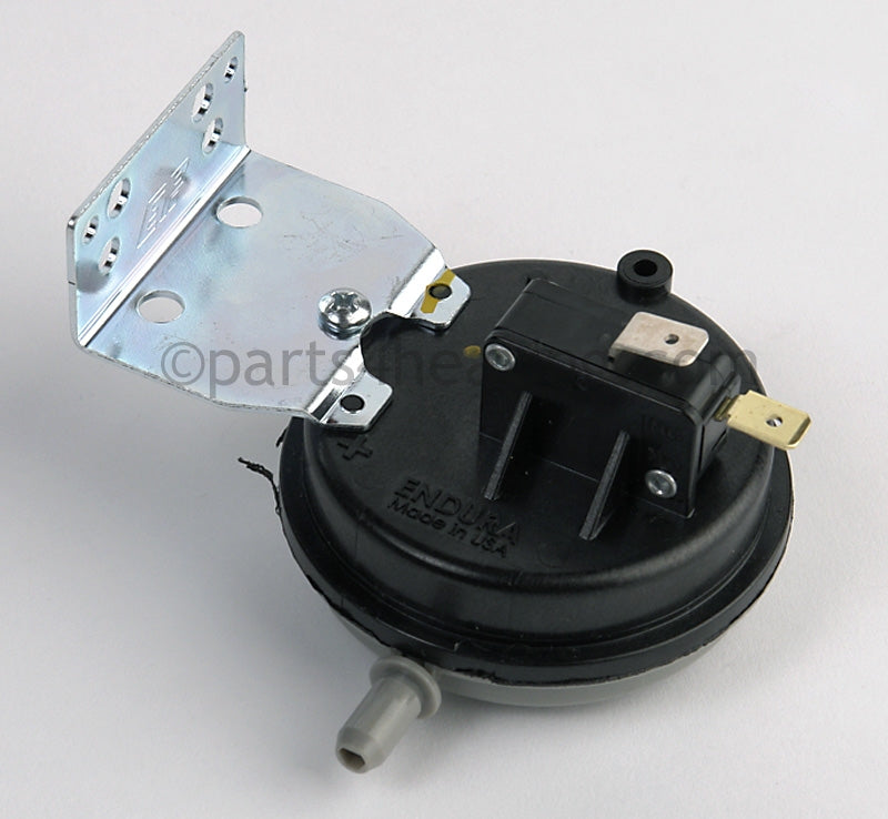 Lochinvar Pressure Switch, Wb 210 - Part Number: PRS20017 , 100166111