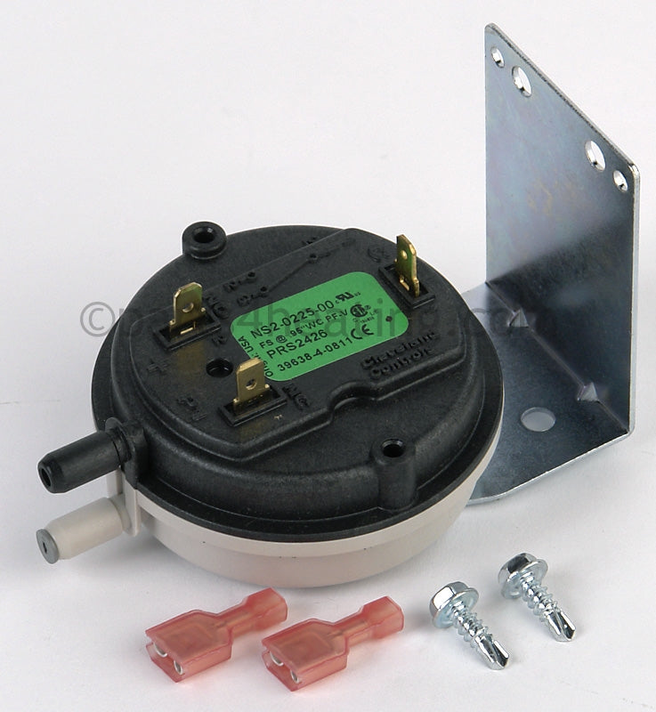 Lochinvar Pressure Switch, Nat Before Serial# E05H00176040, C(B,W) 986,1256,1796, 2066 - Part Number: PRS2426