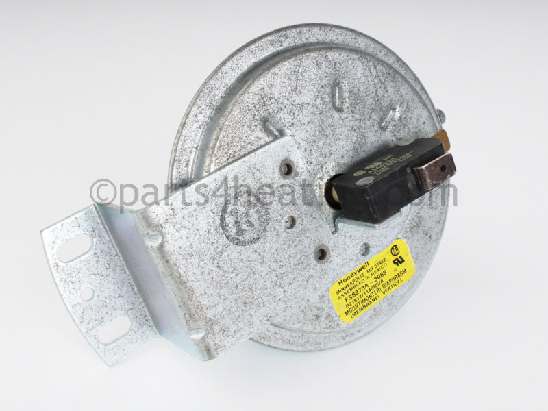 Utica Pressure Switch - Part Number: SS00802