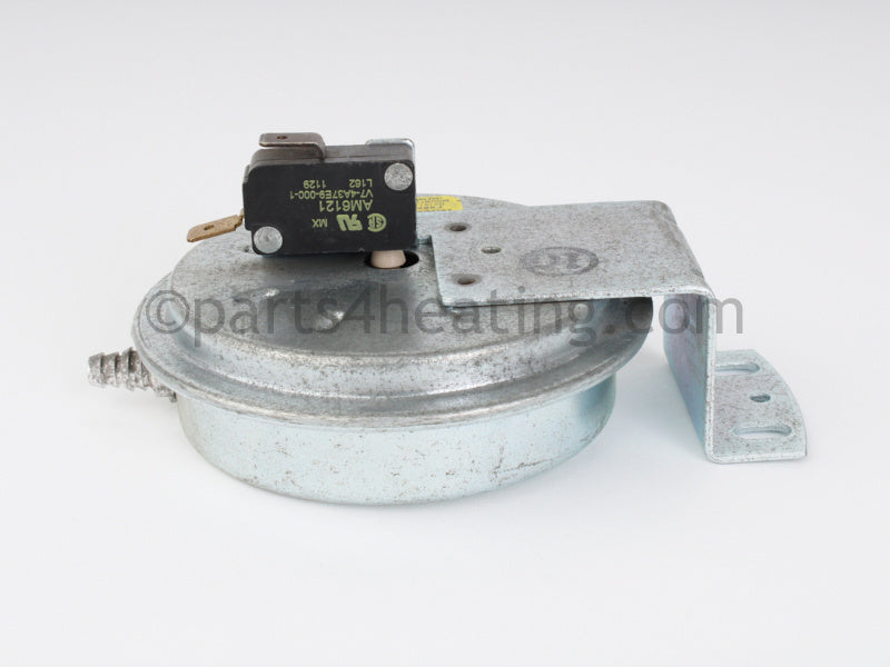 Utica Pressure Switch - Part Number: SS00802